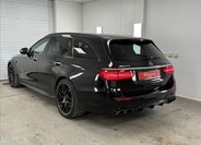 Mercedes-Benz Třídy E 4