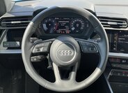 Audi A3 8