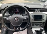 Volkswagen Passat 12