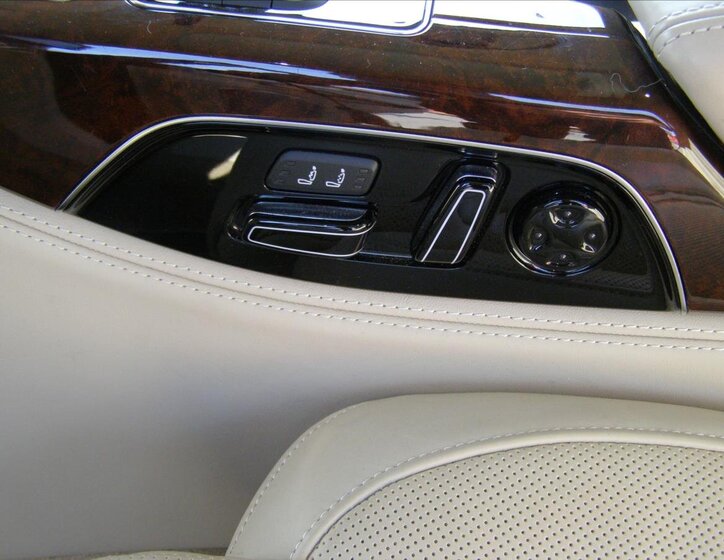 Audi A8 Sedan / Limuzína 6,3 l 368 kw