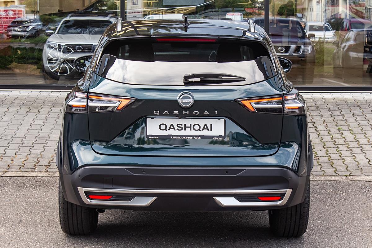 Nissan Qashqai SUV / Terénní 1,3 l 116 kw