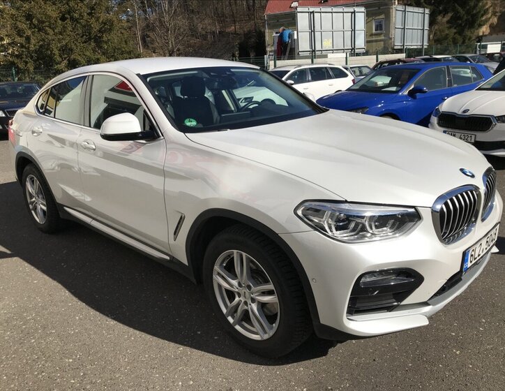 BMW X4 SUV / Terénní 2,0 l 140 kw