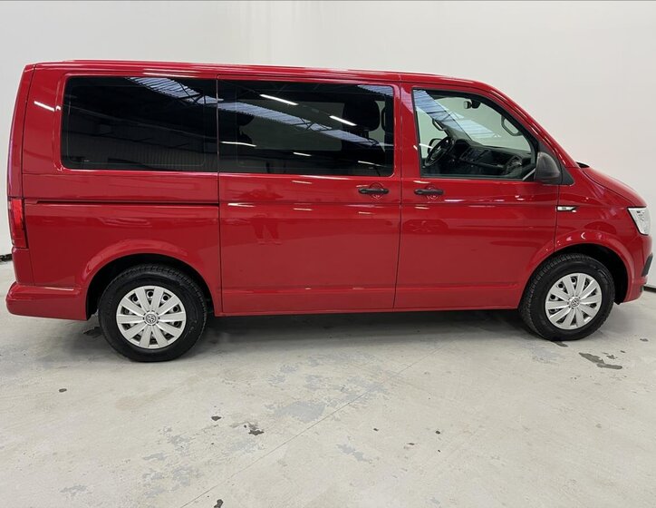 Volkswagen Multivan MPV 2,0 l 110 kw