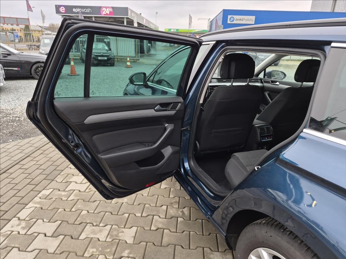 Volkswagen Passat Kombi 2,0 l 110 kw