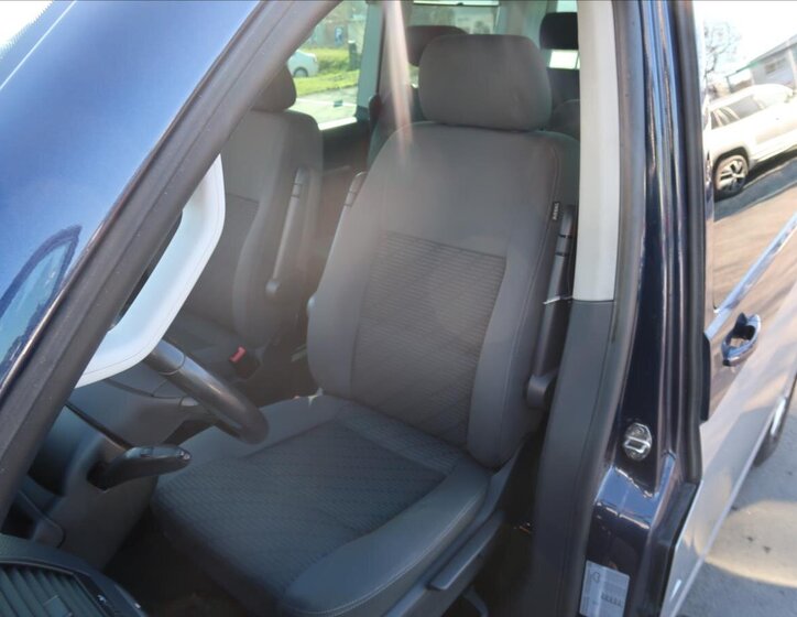 Volkswagen Multivan MPV 2,0 l 103 kw