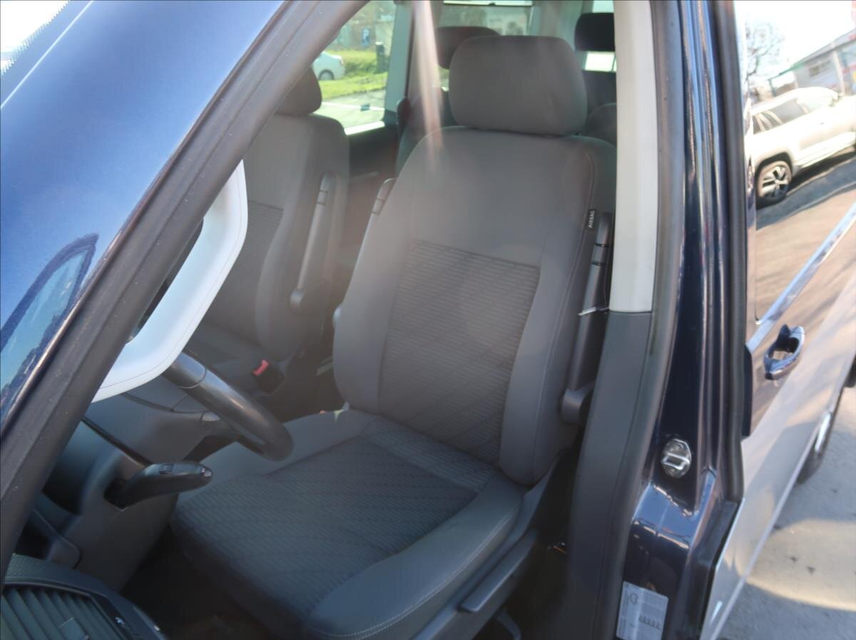 Volkswagen Multivan MPV 2,0 l 103 kw