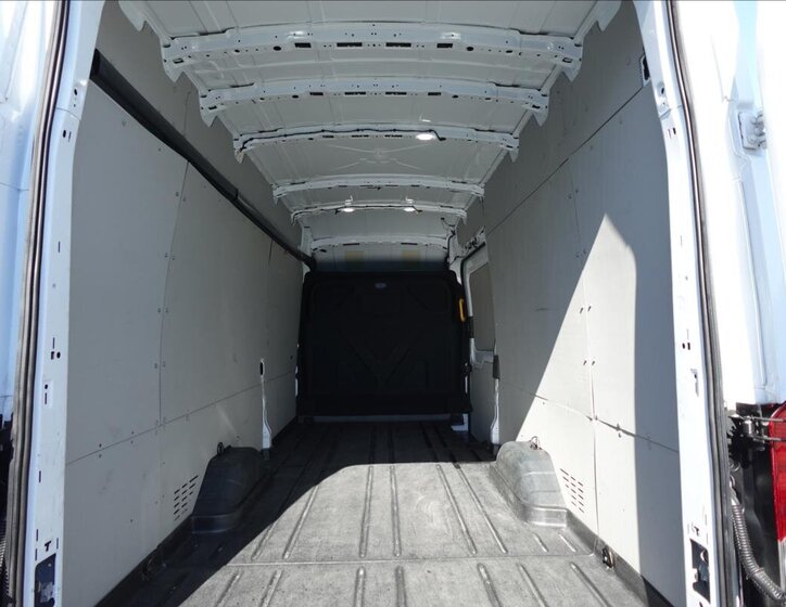 Ford Transit Ostatní 2,0 l 96 kw