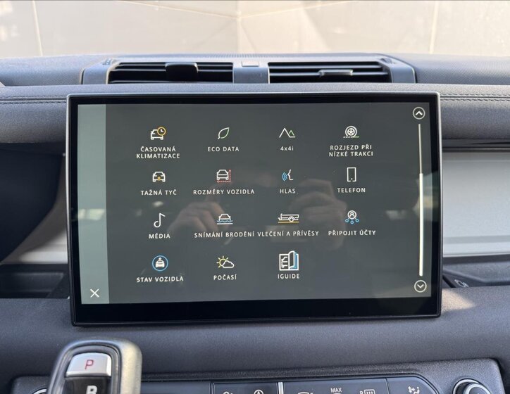 Land Rover Defender SUV / Terénní 3,0 l 221 kw