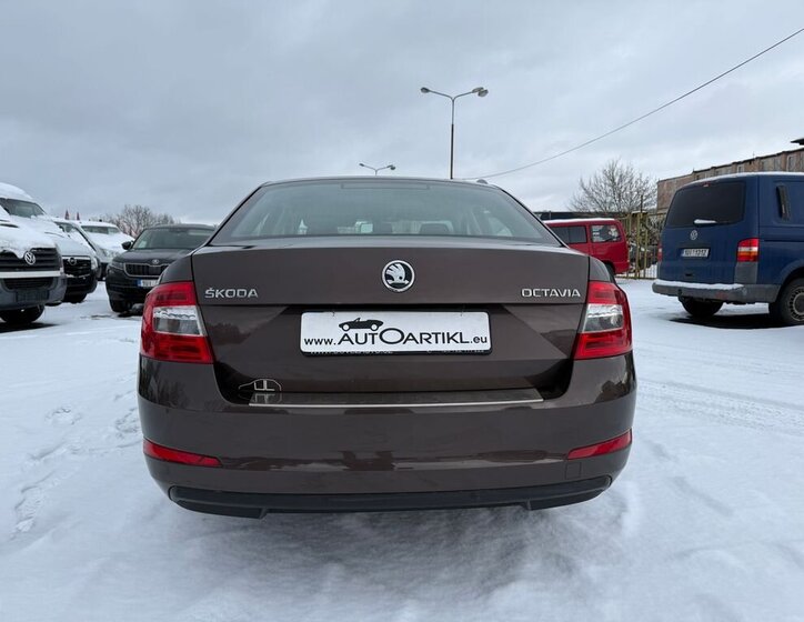 Škoda Octavia Sedan 1,6 l 77 kw