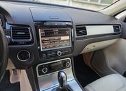 Volkswagen Touareg 13