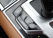 BMW Řada 7 Sedan / Limuzína 3,0 l 195 kw