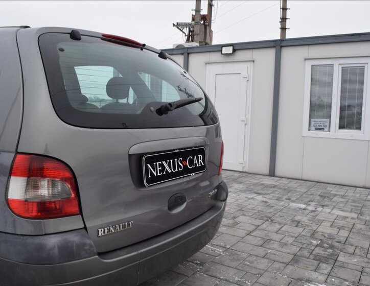 Renault Scénic Kombi 1,9 l 72 kw