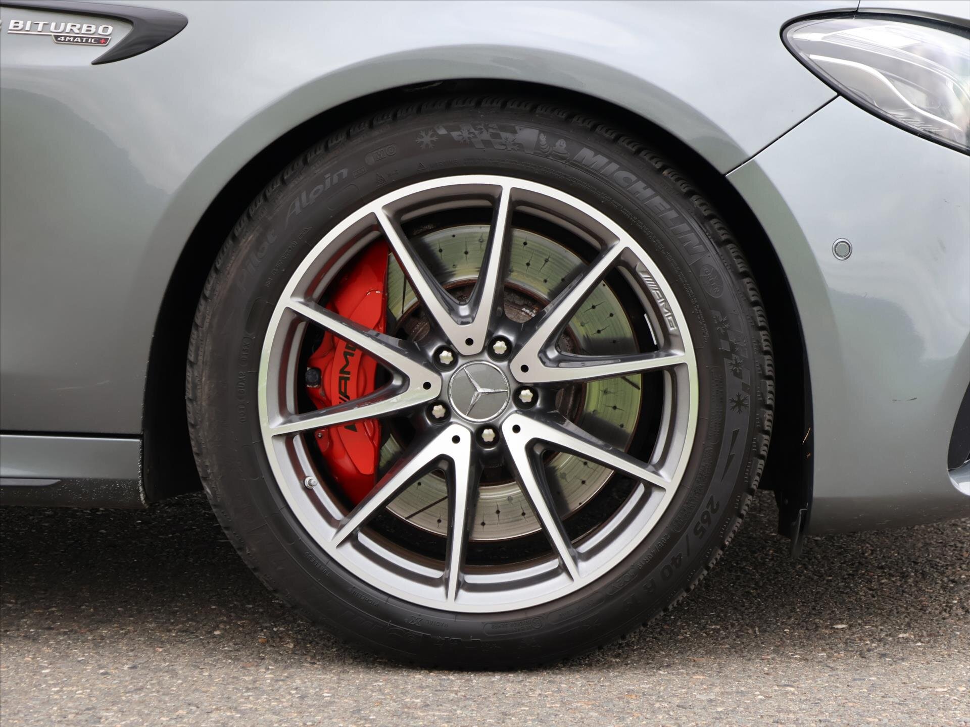 Mercedes-Benz Třídy E Sedan 4,0 l 450 kw