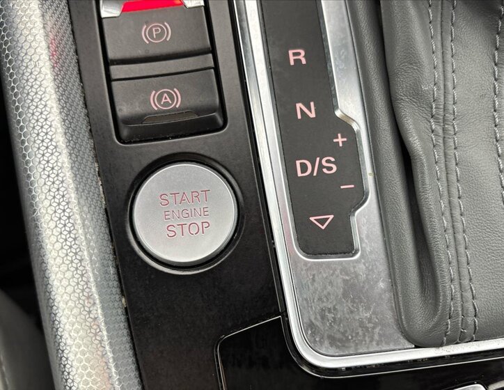 Audi Q5 SUV / Terénní 2,0 l 130 kw