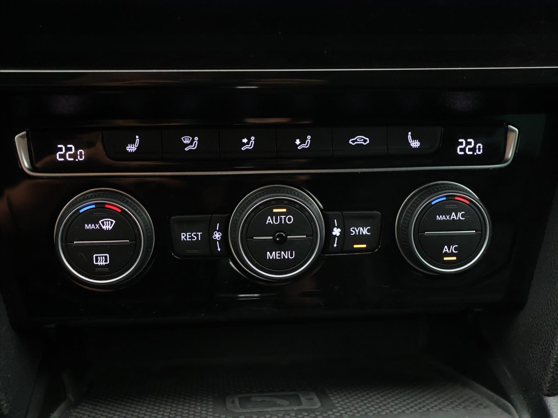 Volkswagen Passat Kombi 2,0 l 200 kw