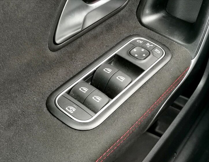 Mercedes-Benz Třídy A Hatchback 2,0 l 110 kw