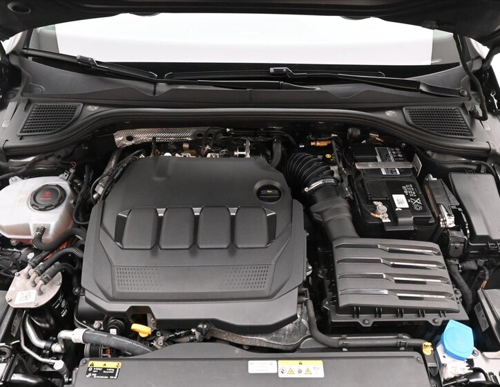 Volkswagen Golf Kombi 2,0 l 110 kw