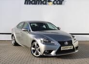 Lexus IS 300h 1