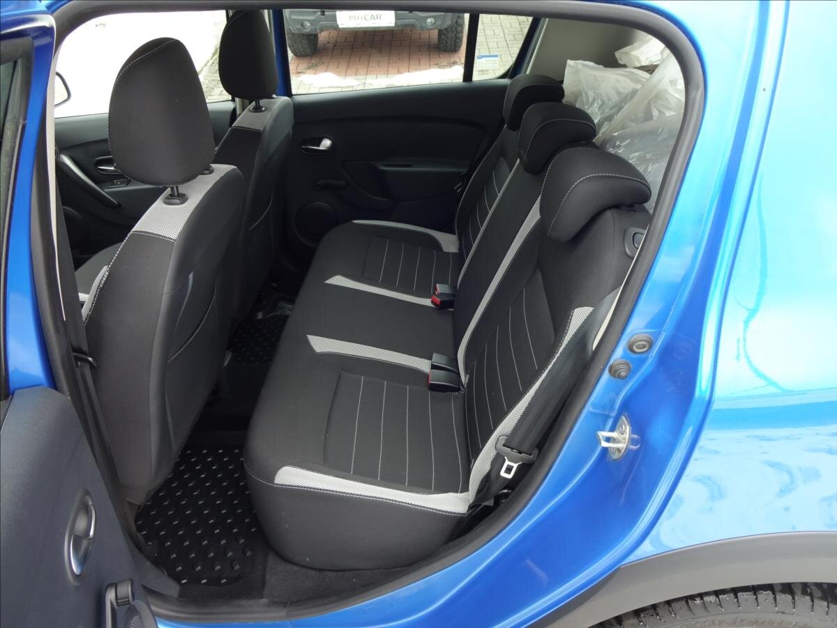Dacia Sandero Hatchback 898,0 66 kw