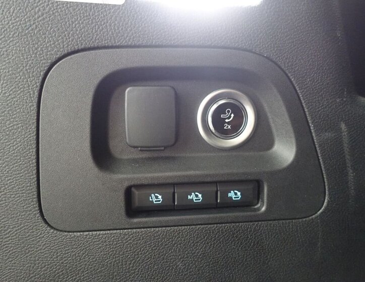 Ford S-MAX MPV 2,0 l 110 kw