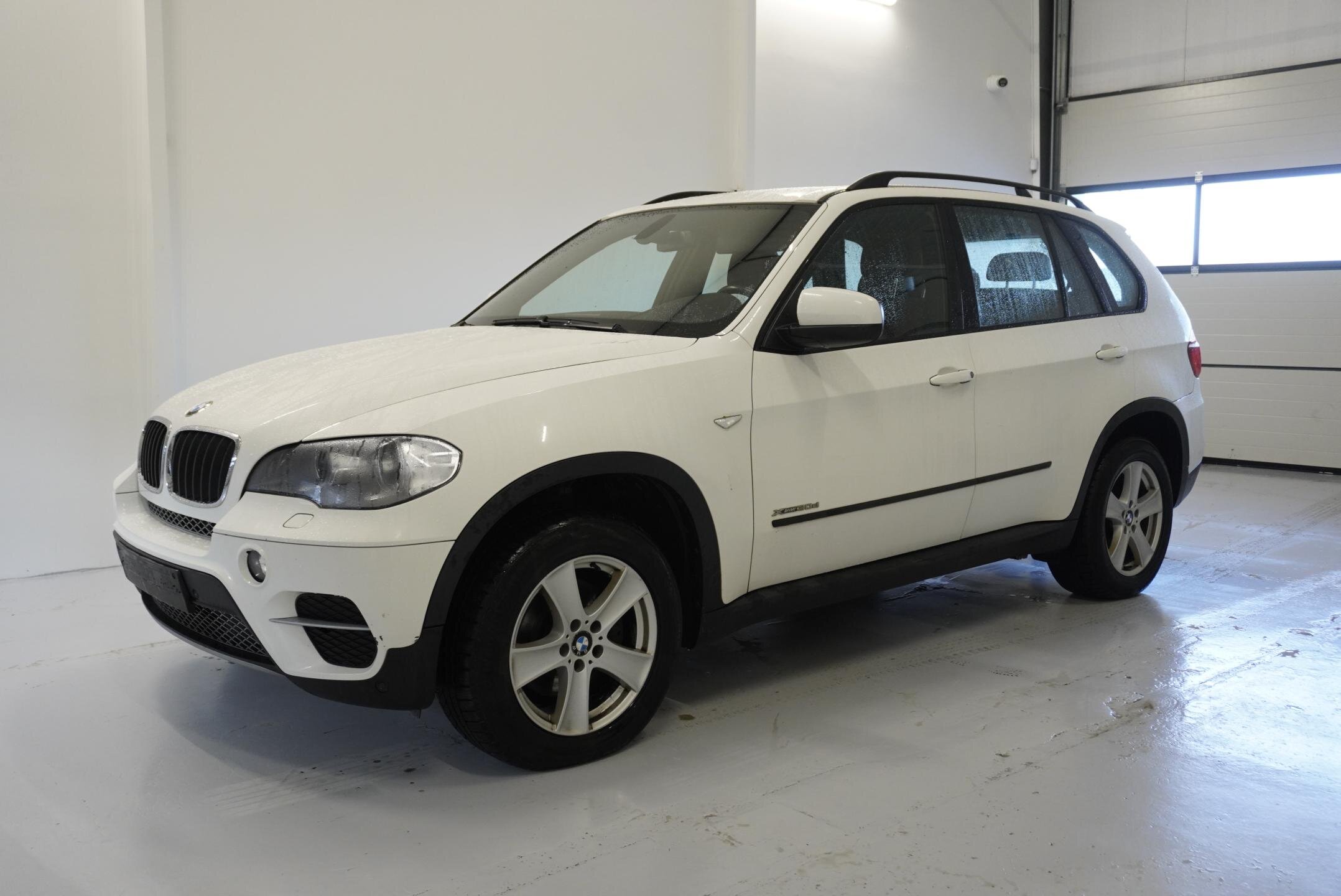 BMW X5 SUV 3,0 l 180 kw