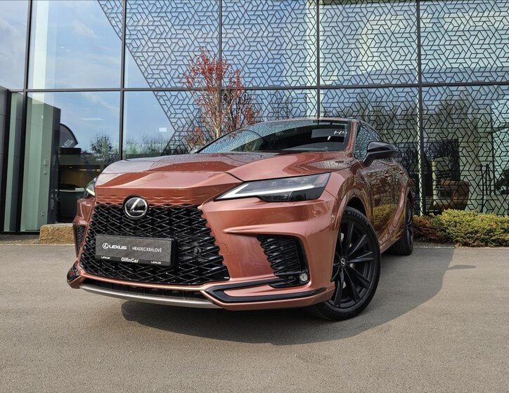 Lexus RX 500h SUV / Terénní 2,4 l 273 kw