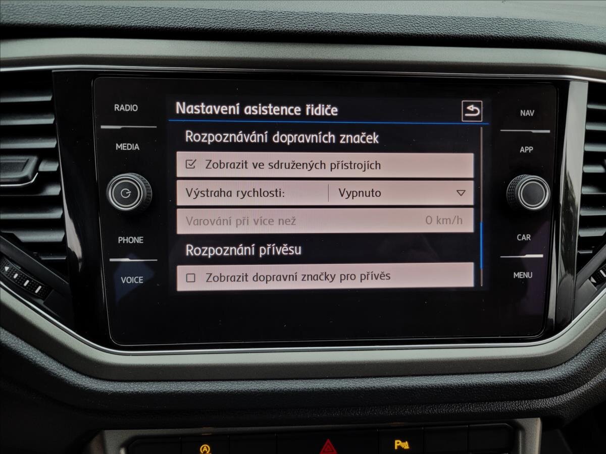 Volkswagen T-Roc SUV / Terénní 999,0 85 kw