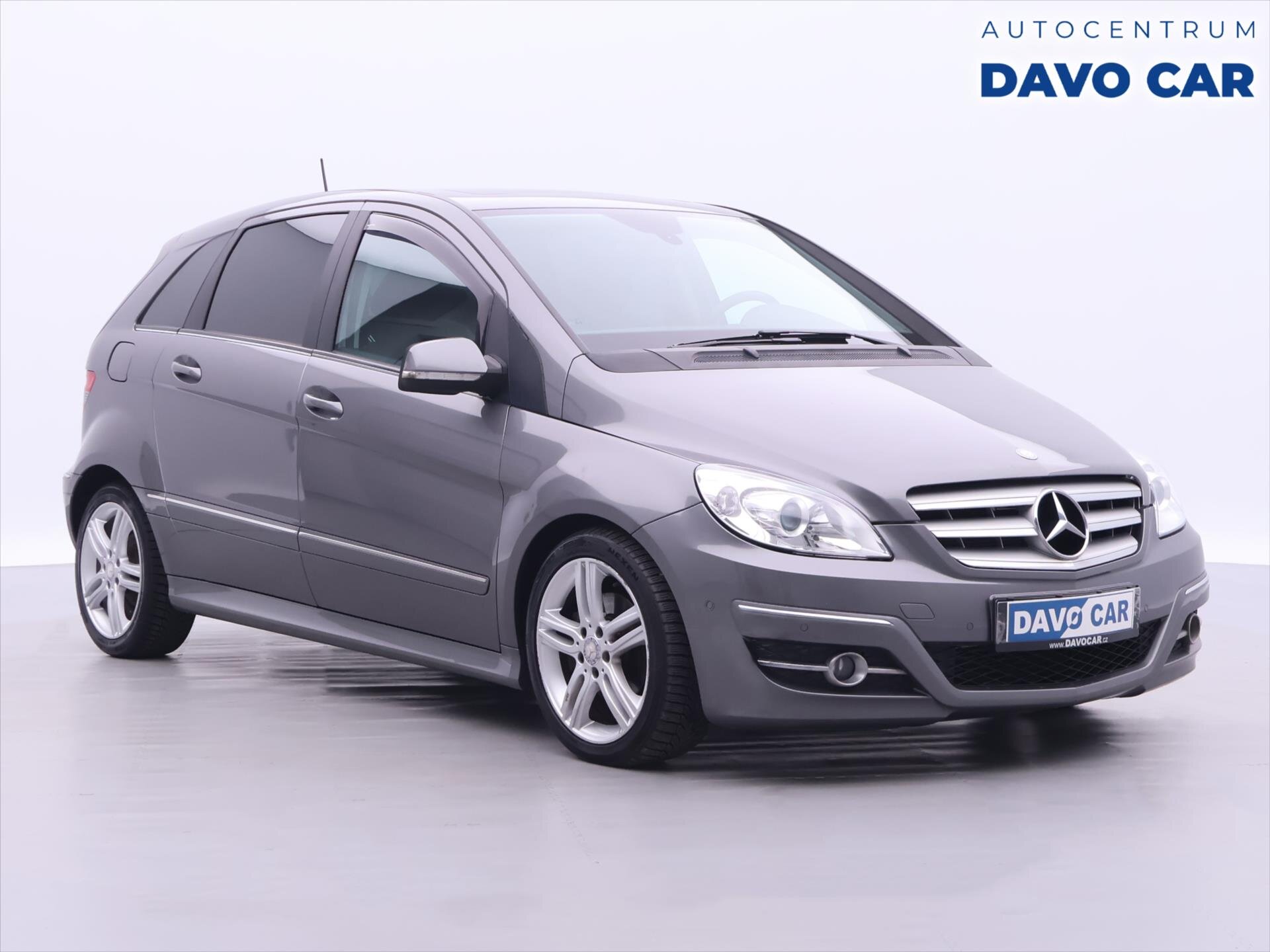 Mercedes-Benz Třídy B Hatchback 2,0 l 100 kw