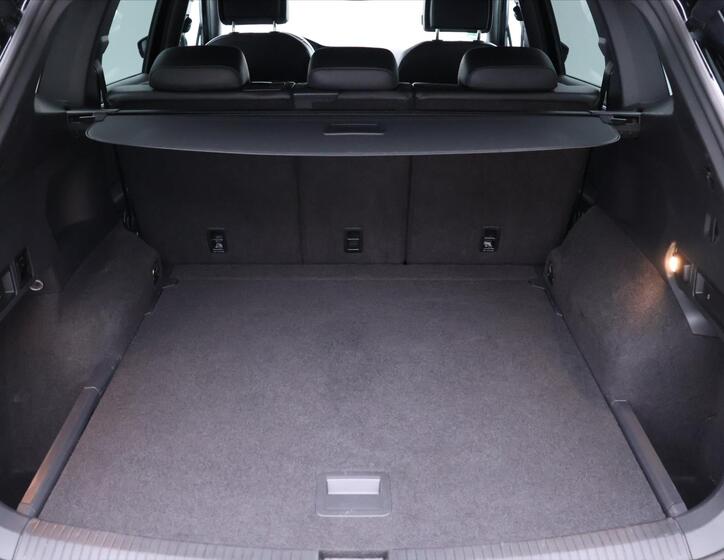 Volkswagen Tiguan Allspace 10