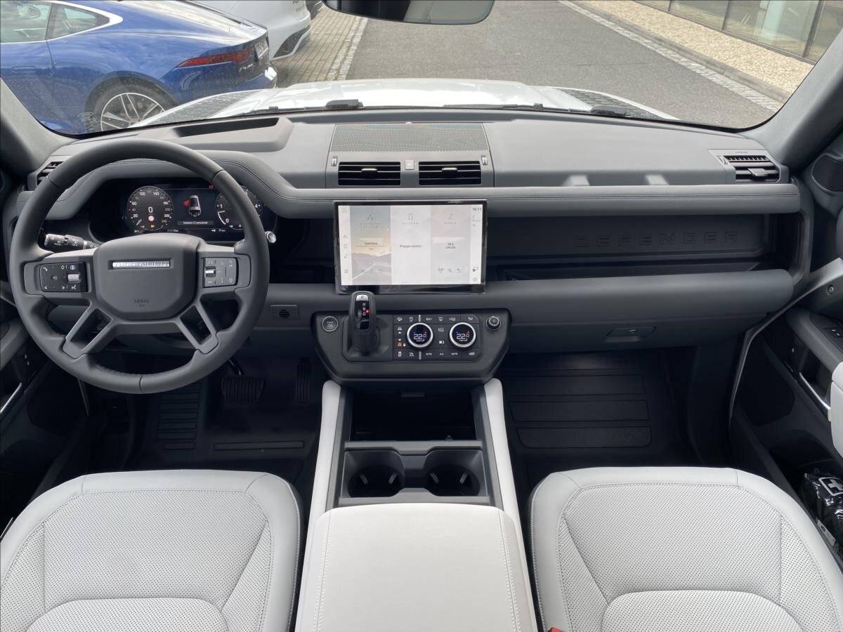 Land Rover Defender SUV / Terénní 3,0 l 221 kw