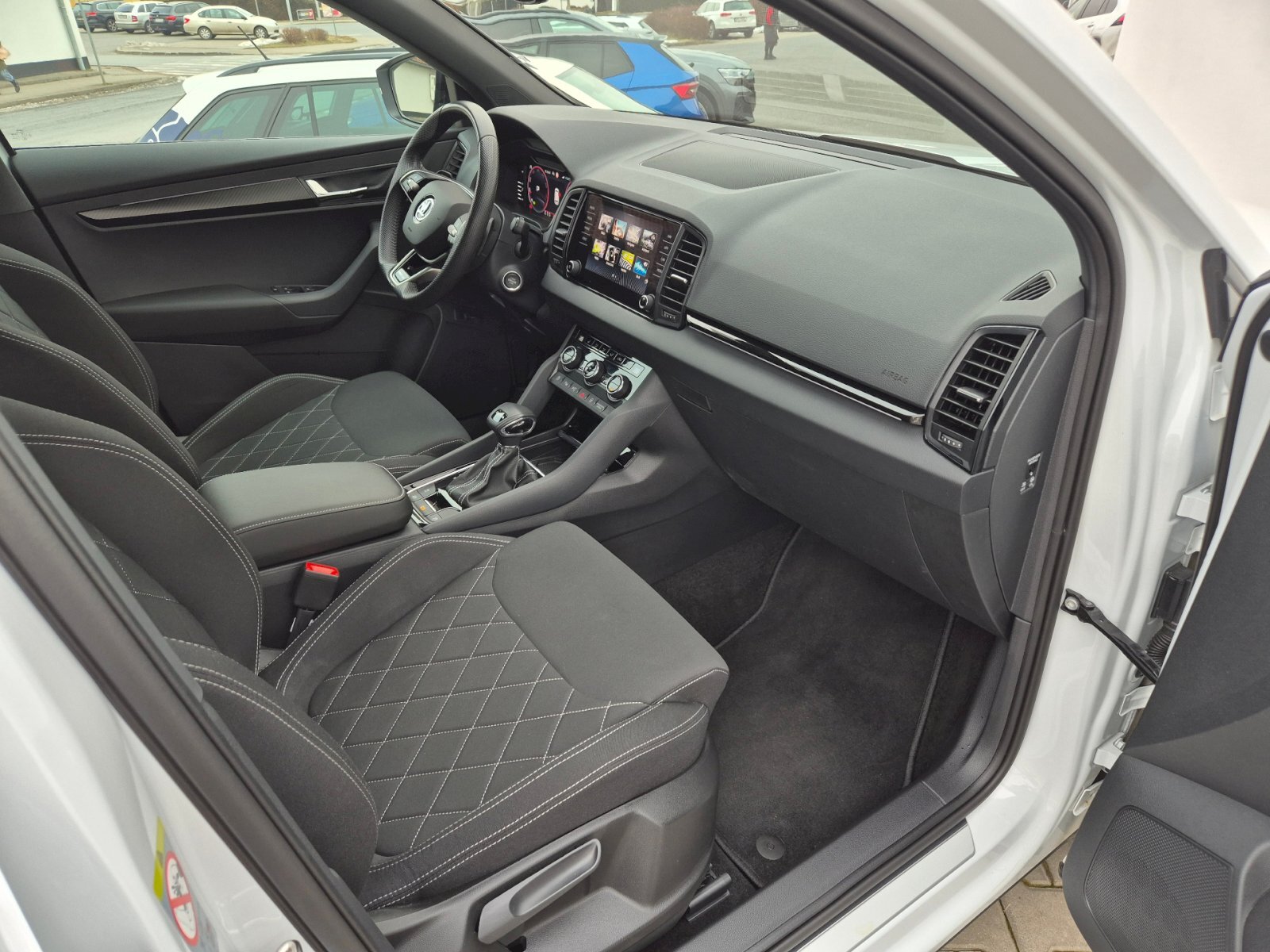 Škoda Karoq SUV 1,5 l 110 kw