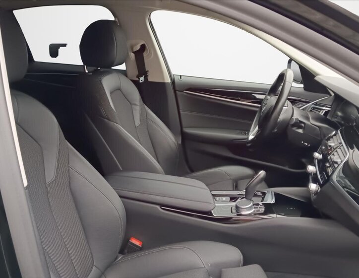 BMW Řada 5 Sedan 2,0 l 135 kw