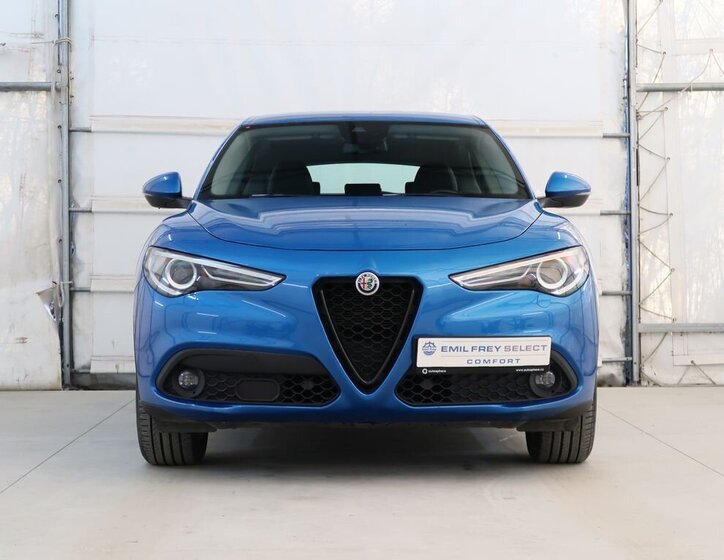 Alfa Romeo Stelvio 3