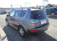 Mitsubishi Outlander SUV / Terénní 2,2 l 115 kw