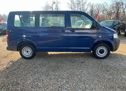 Volkswagen Caravelle 8