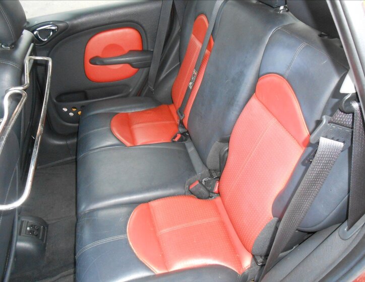 Chrysler PT Cruiser 12