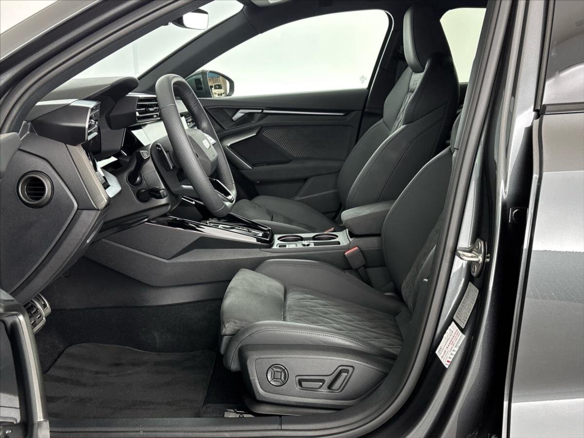 Audi RS 3 Sedan / Limuzína 2,5 l 294 kw