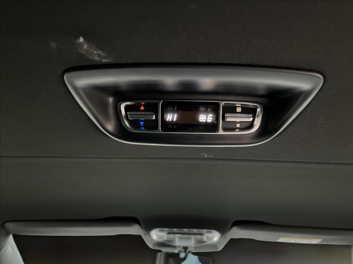 Mercedes-Benz Třídy V MPV 2,0 l 174 kw