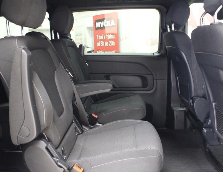 Mercedes-Benz Třídy V 13