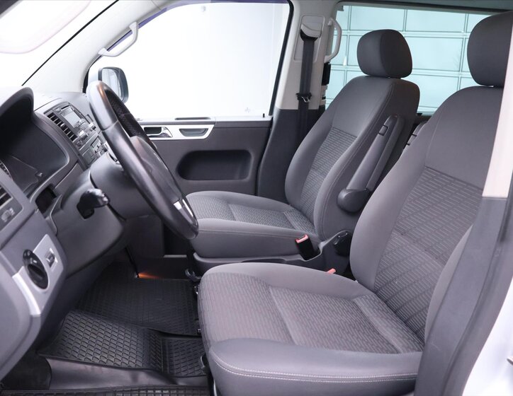 Volkswagen Multivan Kombi 2,0 l 103 kw