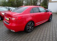 Suzuki Kizashi Sedan / Limuzína 2,4 l 131 kw