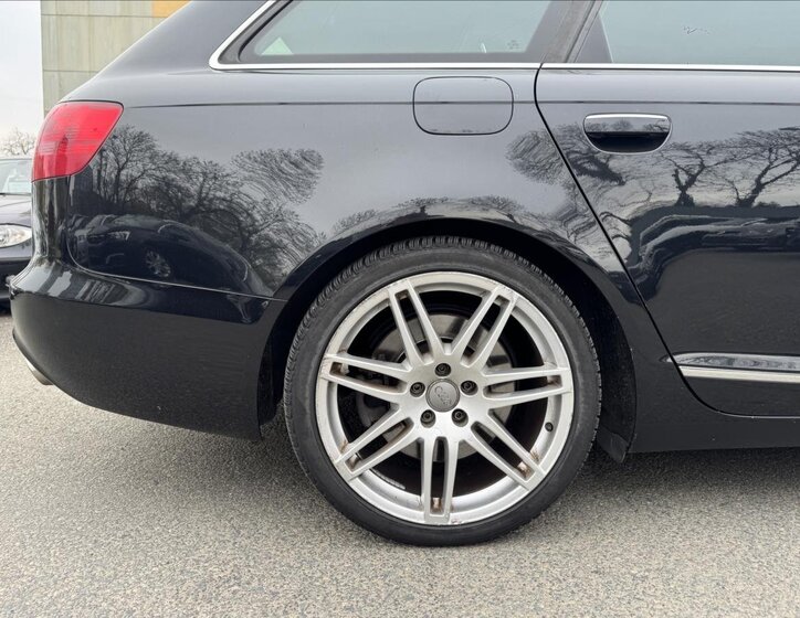 Audi A6 Kombi 3,0 l 176 kw
