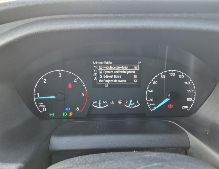 Ford Tourneo Custom MPV 2,0 l 96 kw