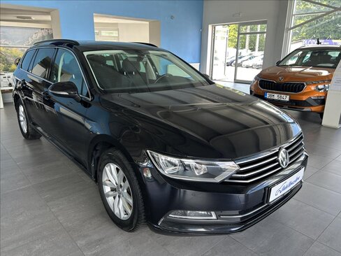 Volkswagen Passat Kombi 2,0 l 110 kw
