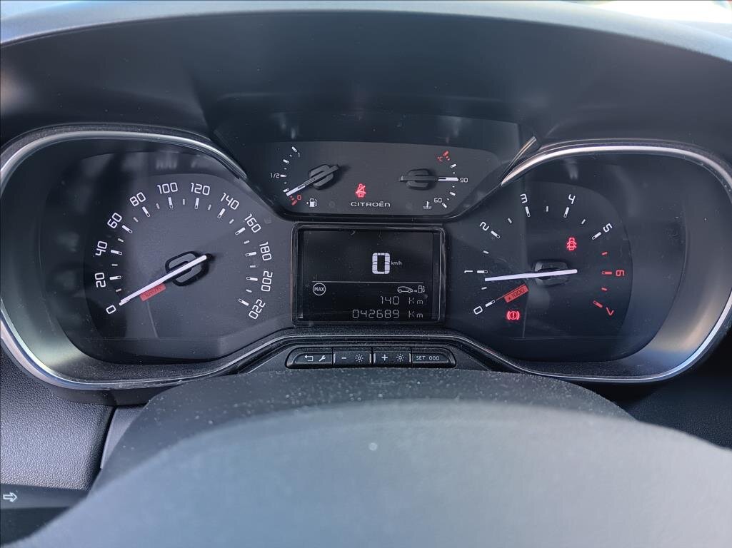 Citroën C3 Aircross SUV / Terénní 1,2 l 61 kw