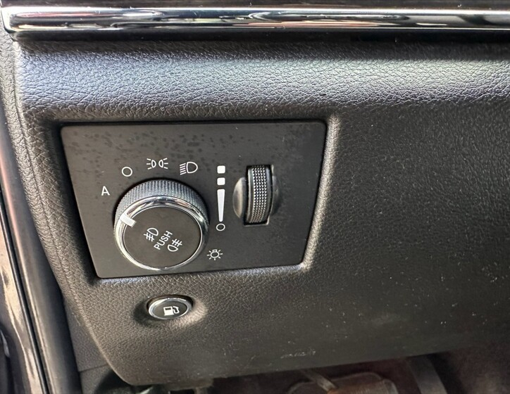 Jeep Grand Cherokee 25