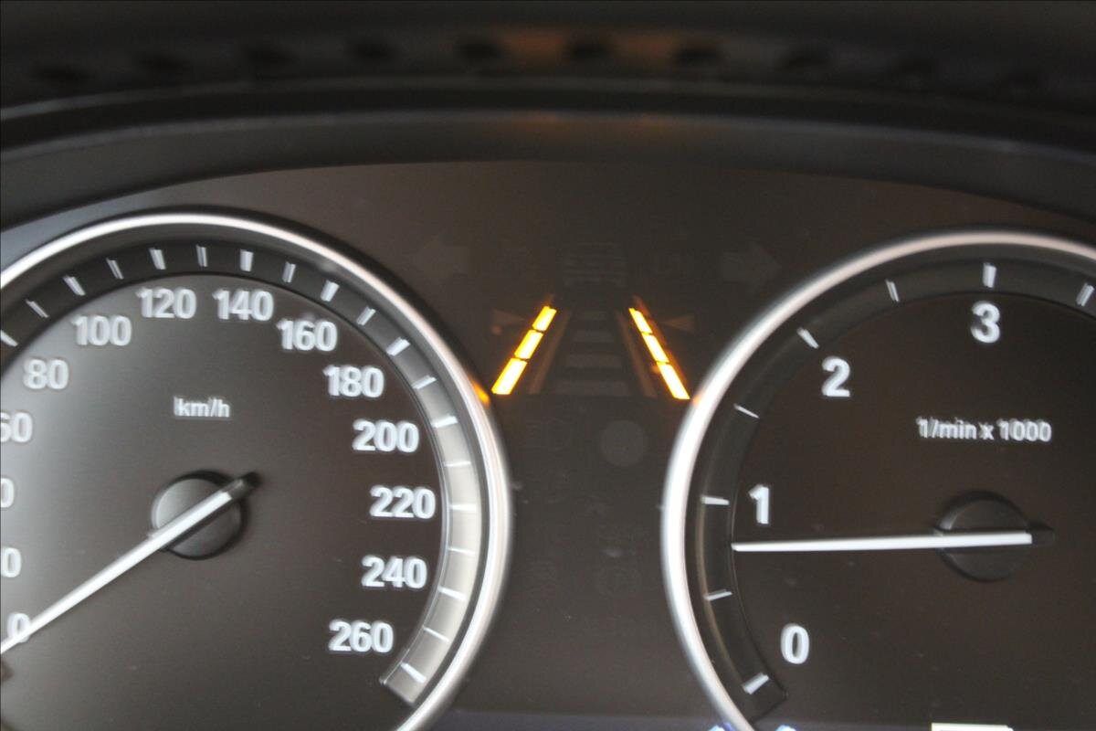 BMW X5 SUV / Terénní 3,0 l 190 kw