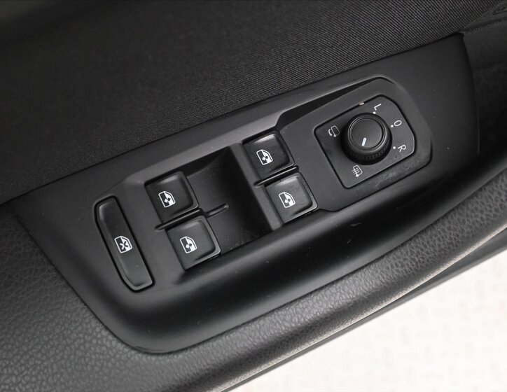 Volkswagen Passat Kombi 2,0 l 110 kw