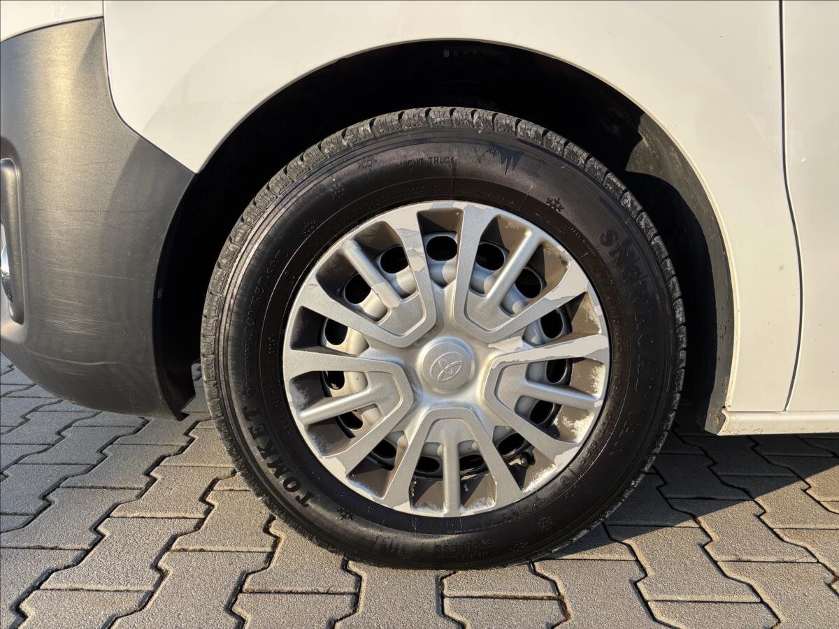 Toyota ProAce Skříň 2,0 l 90 kw