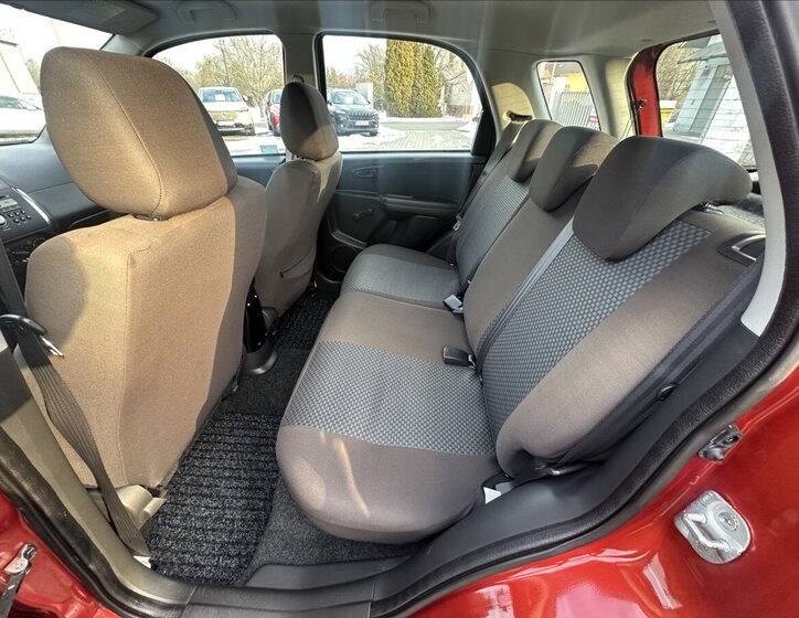 Fiat Sedici Hatchback 1,6 l 79 kw